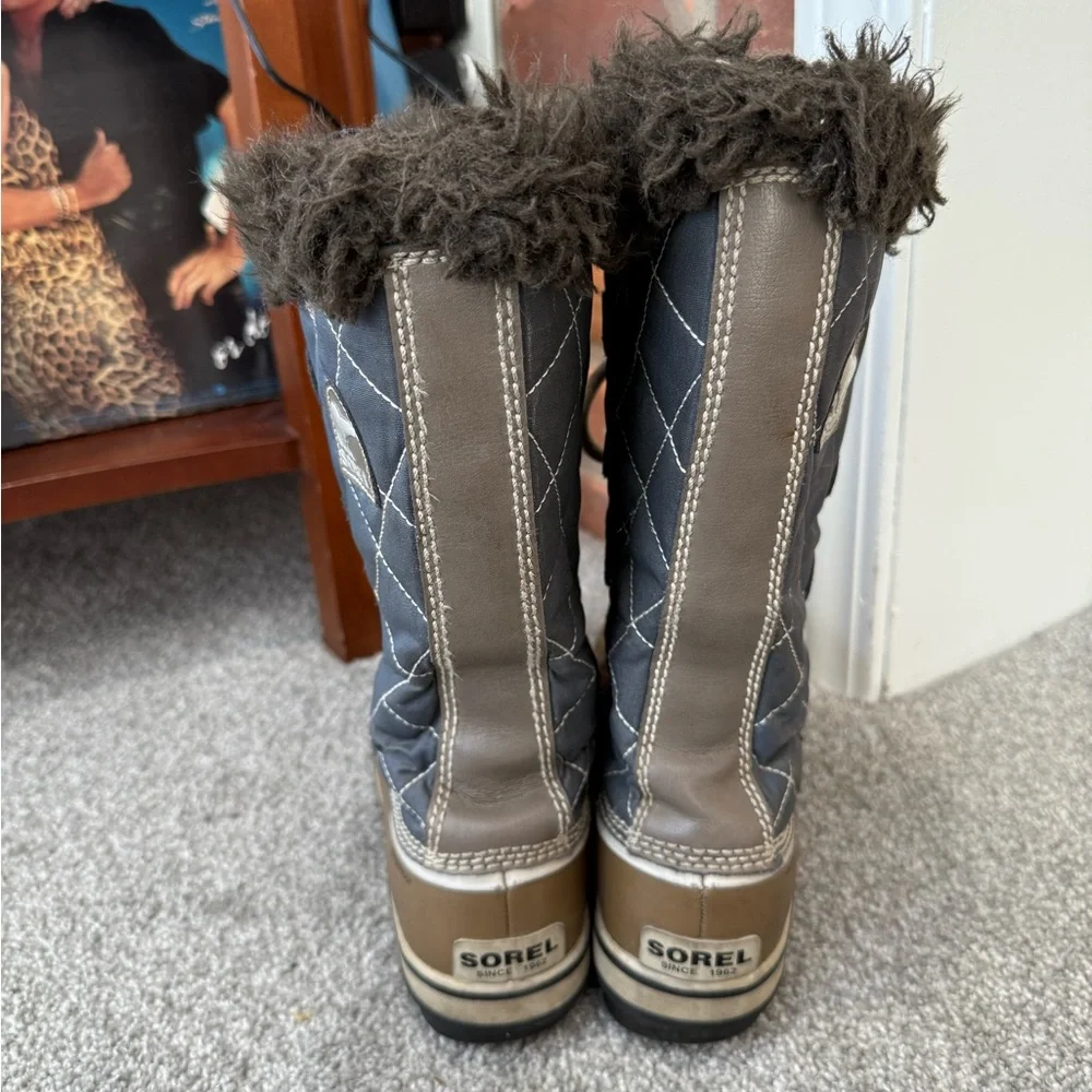 Sorel Tofino Waterproof Winter Boots Fauz‎ Fur Size 7 Blue Beige Quilted